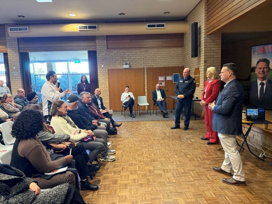 Police Minister visits Riverstone